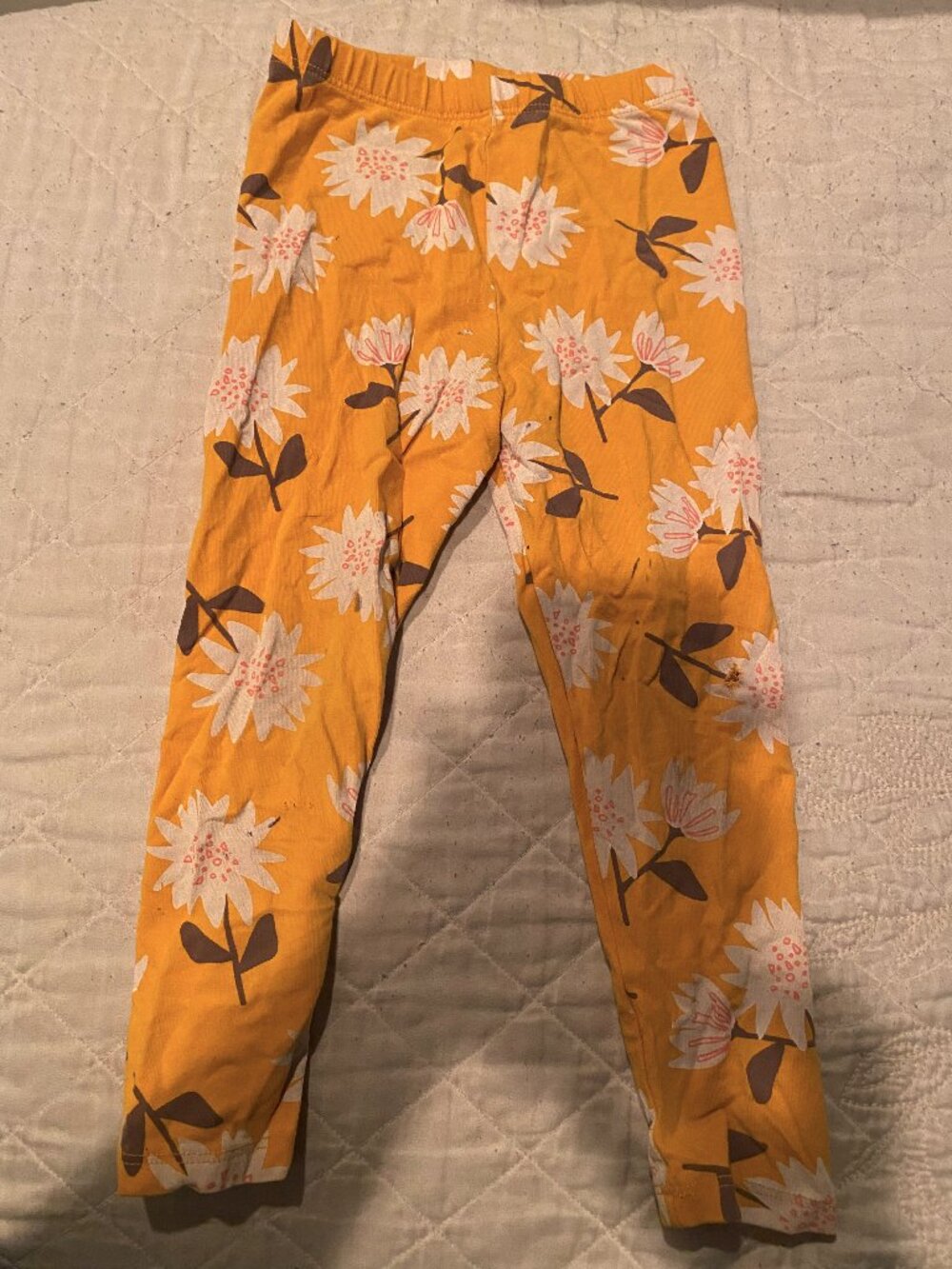 Cat & Jack-Size-3T- Girl's White flower leggings-from Target- good condition